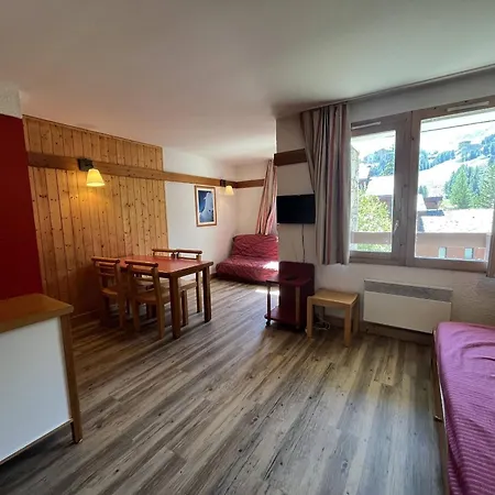 Apartment Calme Avec Piscine, Parking, Animaux Acceptes - 1800 - Fr-1-351-220 La Plagne-Tarentaise