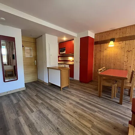 Calme Avec Piscine, Parking, Animaux Acceptes - 1800 - Fr-1-351-220 * La Plagne-Tarentaise