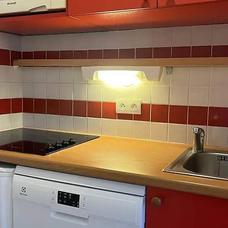 Calme Avec Piscine, Parking, Animaux Acceptes - 1800 - Fr-1-351-220 Apartment